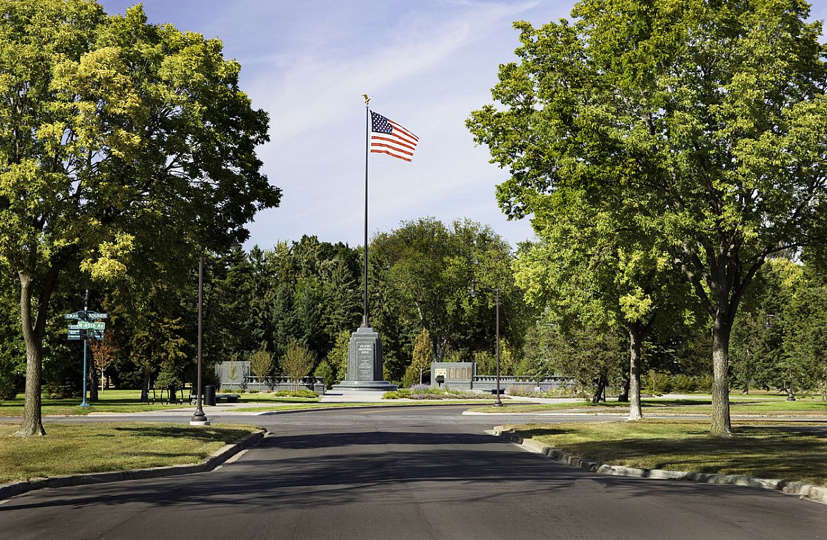 Hennepin Cty Victory Memorial Drive 080415 H07 Wheelock south overall_new