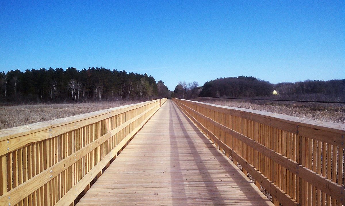 X Isanti1 1600x957 jpg pagespeed ic 3 Elob LY32 S